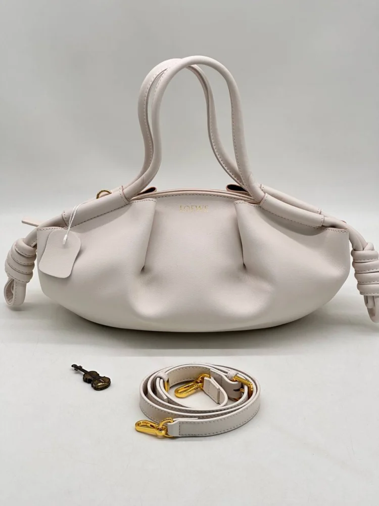 LOEWE 2 — Молочный — дополнительный вид