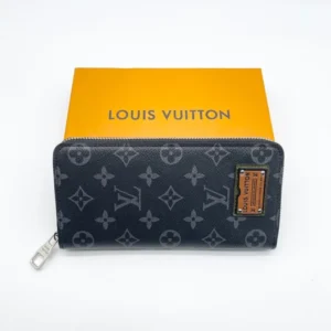 Клатч Louis Vuitton 8