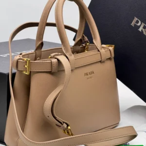 PRADA 18