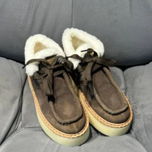 PRADA 22