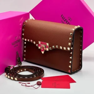 VALENTINO 18