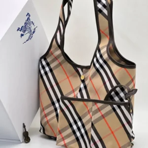 Сумка BURBERRY 2-3