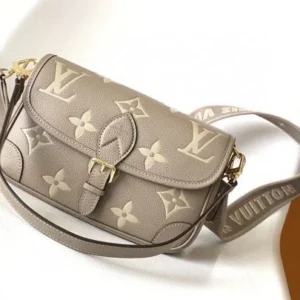Сумка Louis Vuitton 139