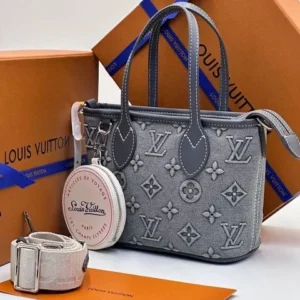 Louis Vuitton 26