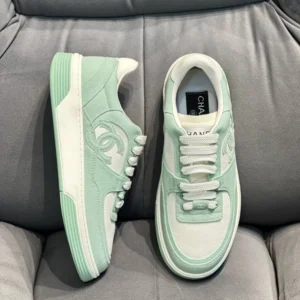 CHANEL 25