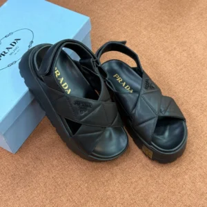 PRADA 20