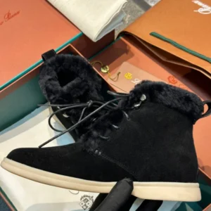 LORO PIANA 1