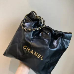 CHANEL 8