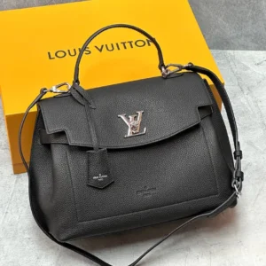 Сумка Louis Vuitton 4