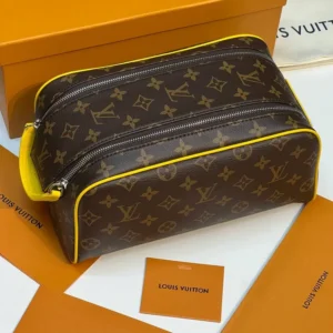 Косметичка Louis Vuitton 3