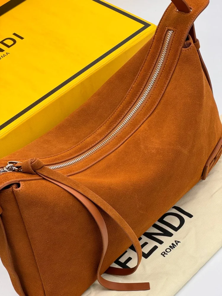 FENDI 111 — Коричневый — дополнительный вид