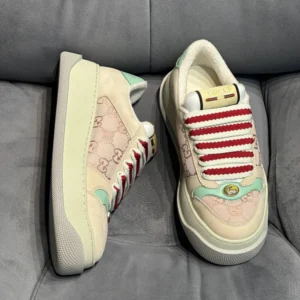 GUCCI 4