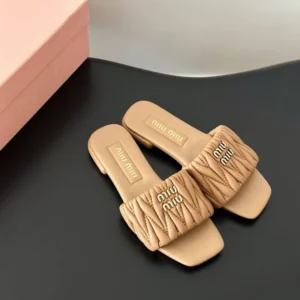 MIU MIU 22