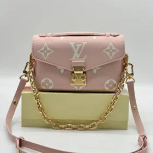 Louis Vuitton 12