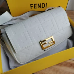 Сумка FENDI 221117