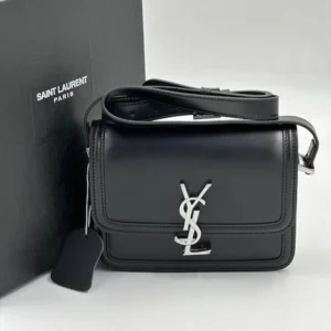 Сумка YVES SAINT LAURENT R-8