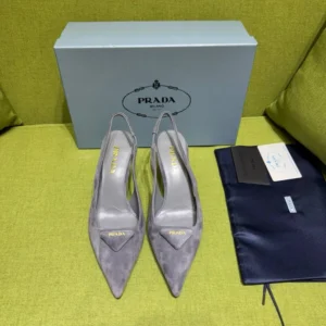 PRADA 7