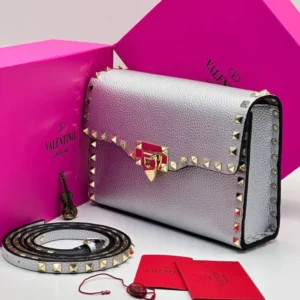 VALENTINO 17