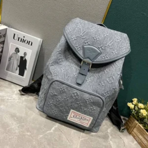 Рюкзак Louis Vuitton 317890