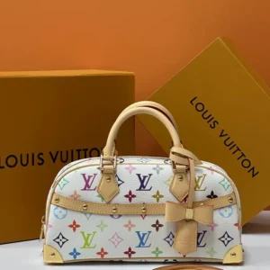 Сумка Louis Vuitton 22