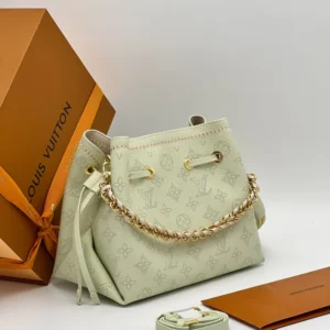 Louis Vuitton 006