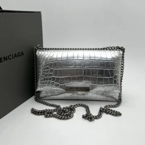 Сумка BALENCIAGA 37