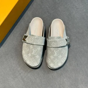 Louis Vuitton 2