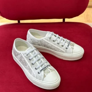 DIOR 10