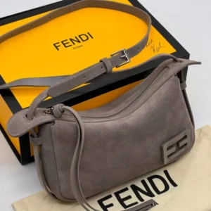 Сумка FENDI 1