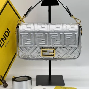 Сумка FENDI 452109