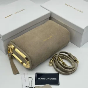 Marc Jacobs 6