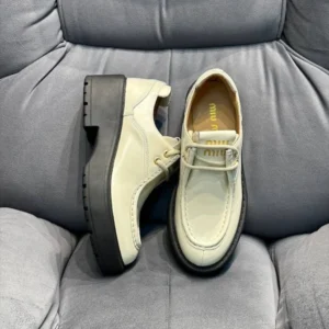 MIU MIU 8