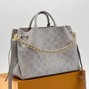 Louis Vuitton 005