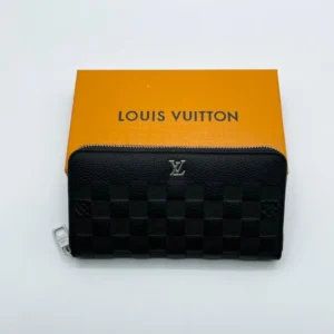 Клатч Louis Vuitton 9
