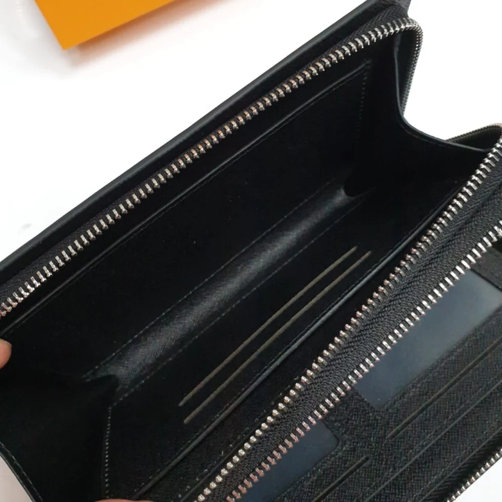 Клатч Louis Vuitton 4 — Черный — дополнительный вид