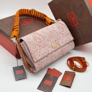 ETRO 9