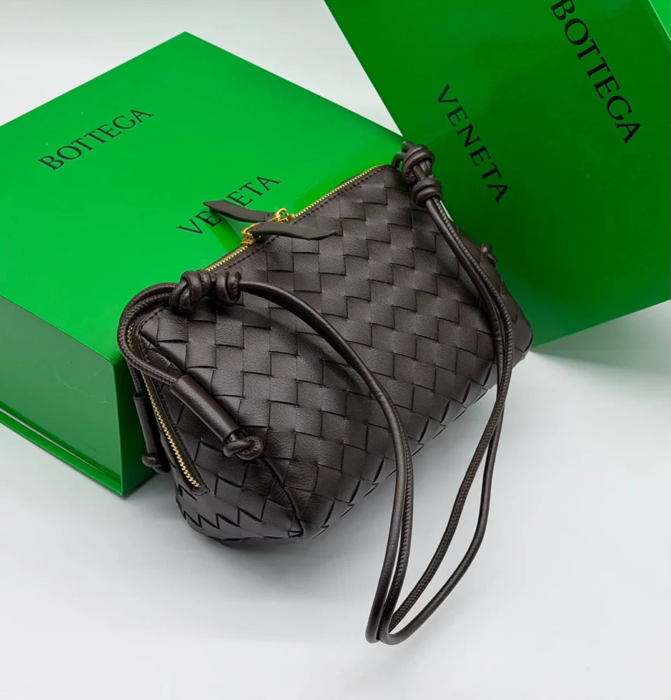 Bottega Veneta 26 — Коричневый — основной вид