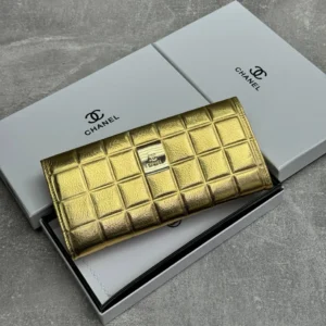 CHANEL 6