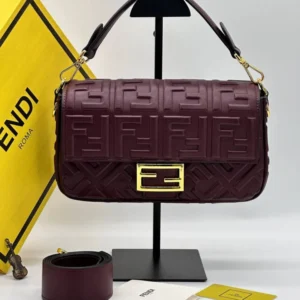 FENDI 9