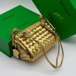 Bottega Veneta 31