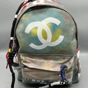 Рюкзак CHANEL graffiti