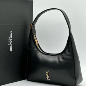 YVES SAINT LAURENT 10
