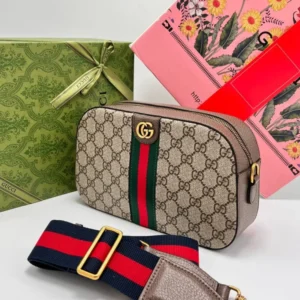 GUCCI 16