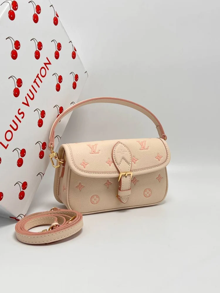 Louis Vuitton 11 — Бежевый — основной вид