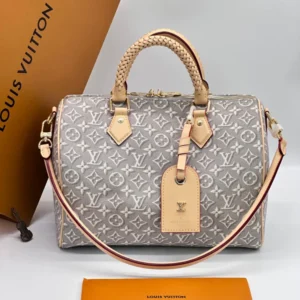 Louis Vuitton 200