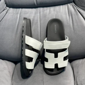 HERMES 4