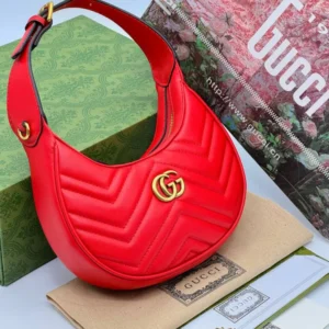 GUCCI 21