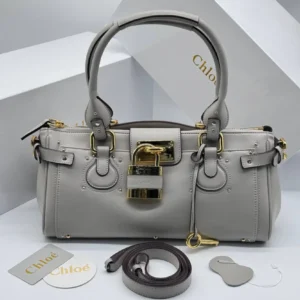 CHLOE 00097