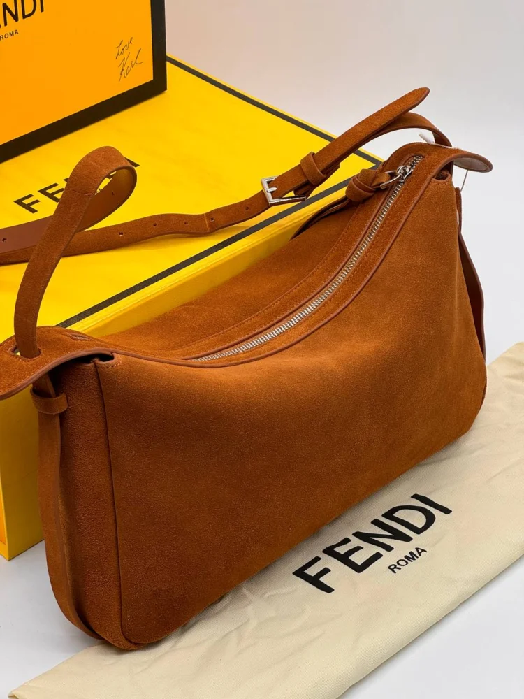 FENDI 111 — Коричневый — дополнительный вид