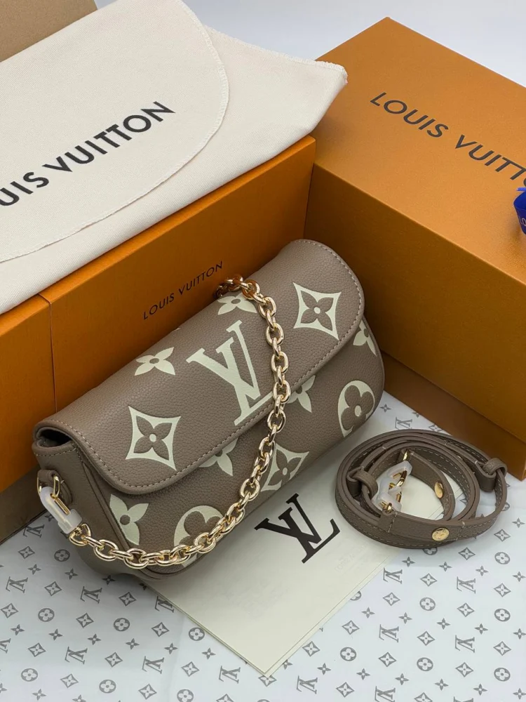 Louis Vuitton 14 — Хаки — основной вид